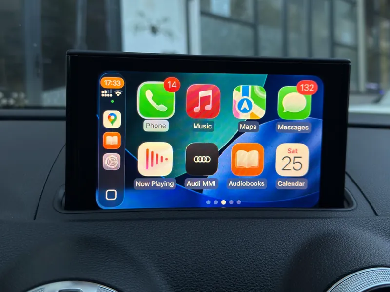 Audi — Apple CarPlay / Android Auto