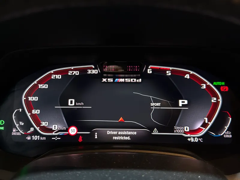 BMW — Sport Display