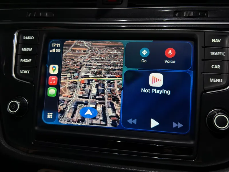 Volkswagen - Apple CarPlay - Google Maps through CarPlay on the car display